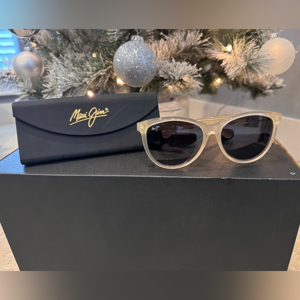 Maui Jim Glory Glory Polarized Cat Eye Sunglasses